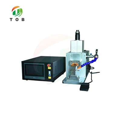 Aparat za točkasto zavarivanje polimernih baterija